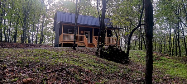Solar Cabin With a Cave property photo