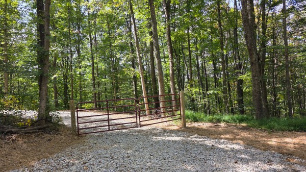 Tract B – Hocking Hideout on Monday Creek property photo