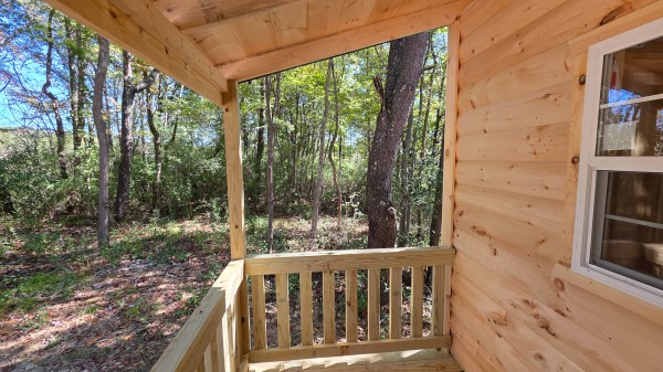 Lil’ Slice of Heaven Cabin property photo