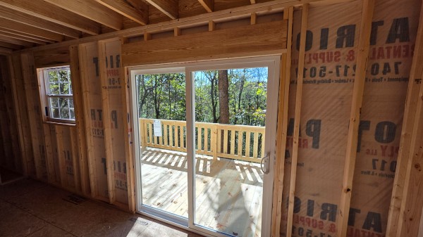 Lil’ Slice of Heaven Cabin property photo