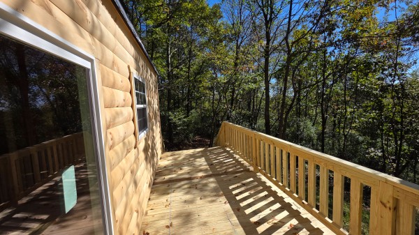 Lil’ Slice of Heaven Cabin property photo