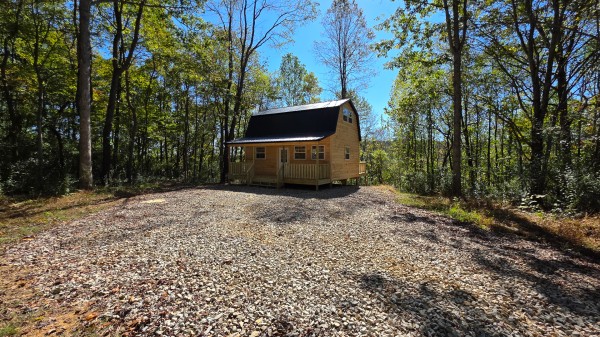 Lil’ Slice of Heaven Cabin property photo