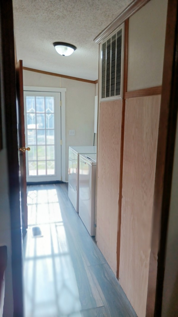 33747 Wolf Hill Rd, McArthur, OH 45651 property photo