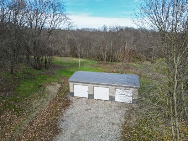 More of 33747 Wolf Hill Rd, McArthur, OH 45651