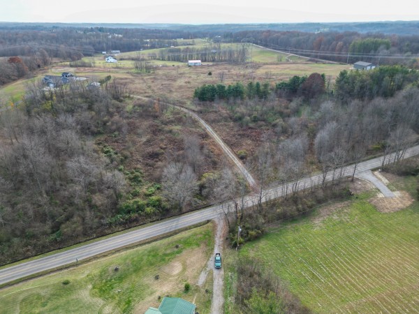 33747 Wolf Hill Rd, McArthur, OH 45651 property photo