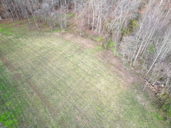 More of 33747 Wolf Hill Rd, McArthur, OH 45651