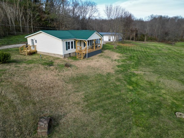 33747 Wolf Hill Rd, McArthur, OH 45651 property photo