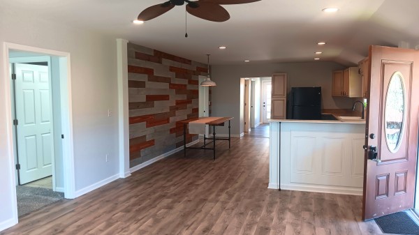 Elkins Creek House property photo