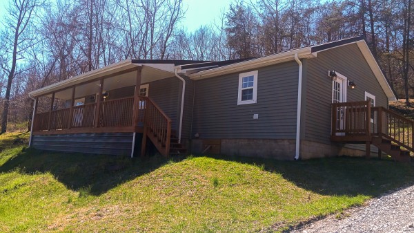 Elkins Creek House - Lawrence County, Ohio - 28.1 acres