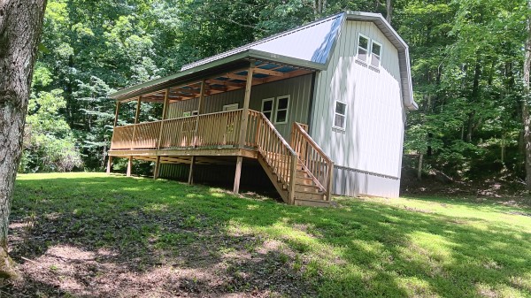 Creekview Cabin on Little Raccoon Creek property photo