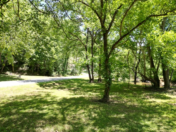 More of Creekview Cabin on Little Raccoon Creek