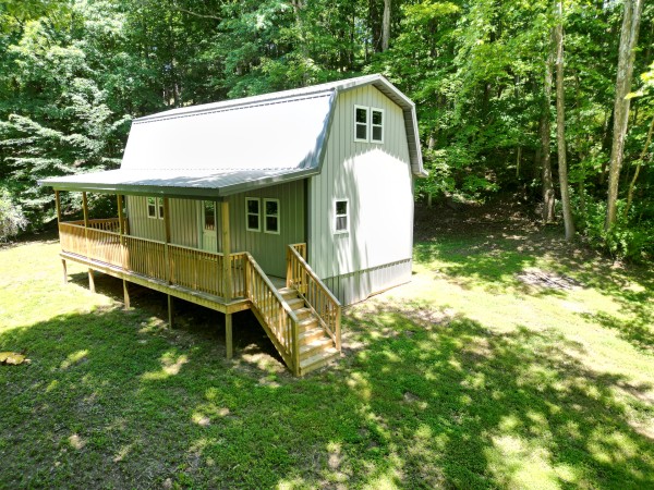 Creekview Cabin on Little Raccoon Creek property photo