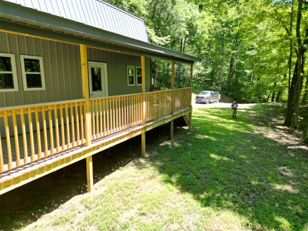 Creekview Cabin on Little Raccoon Creek property photo
