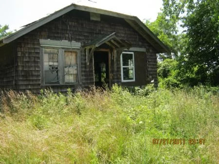 6 Acres with Old House property photo 1